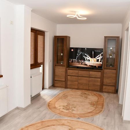 Toporasi Apartament Apartment Craiova Exterior foto