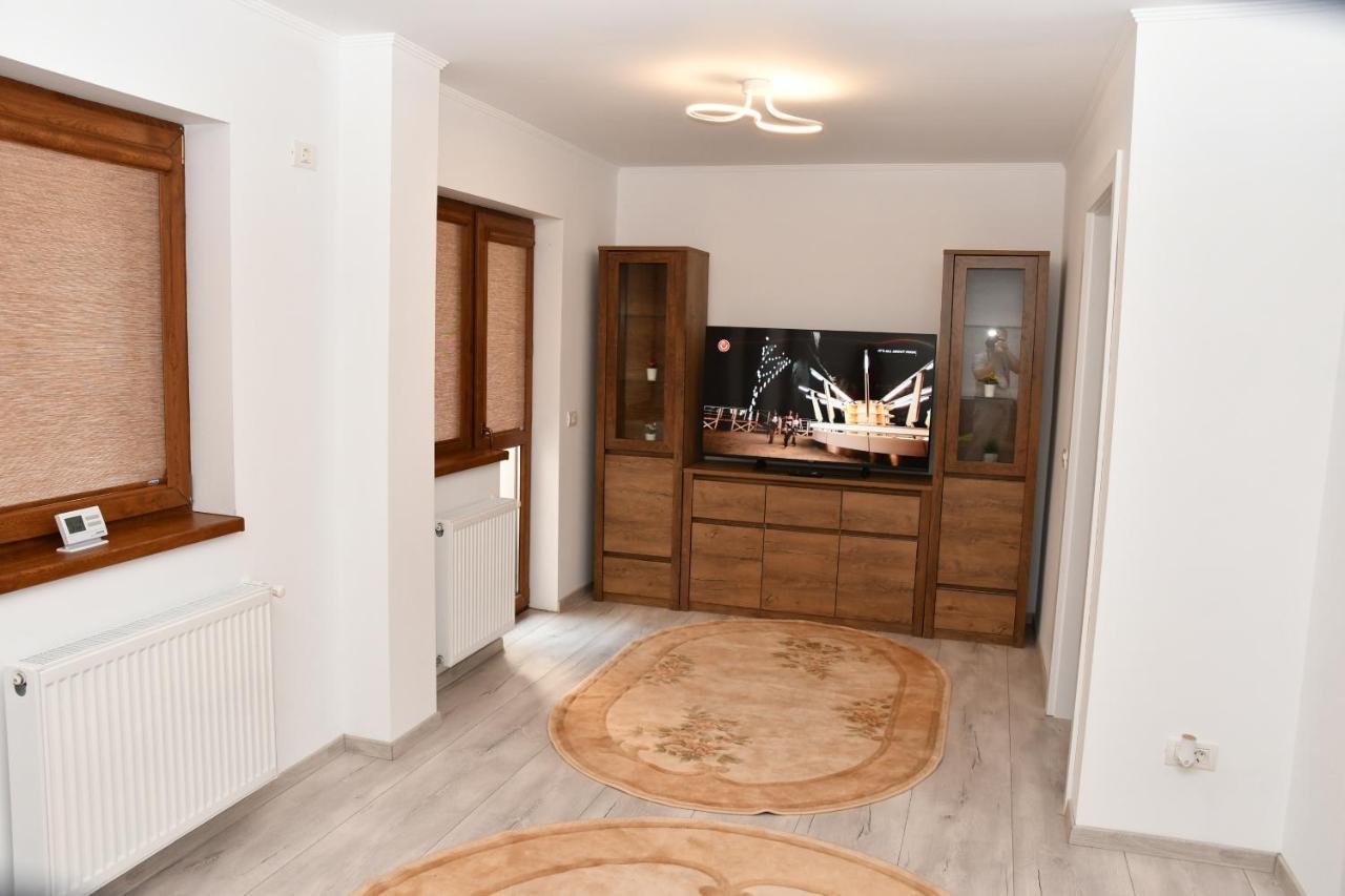 Toporasi Apartament Apartment Craiova Exterior foto